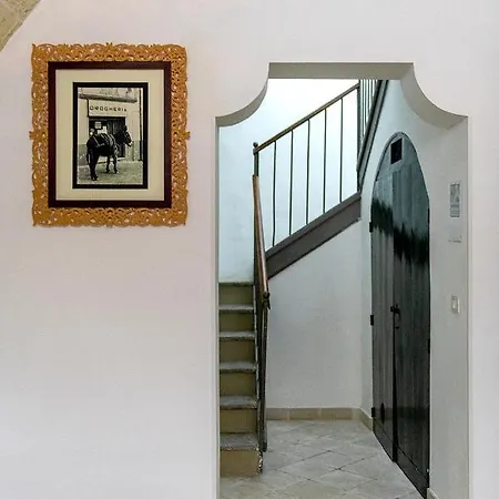 לינה וארוחת בוקר Damasa לצ'ה