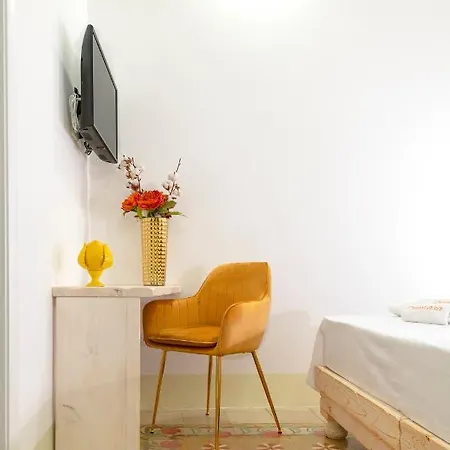 Alojamento de Acomodação e Pequeno-almoço Damasa Lecce